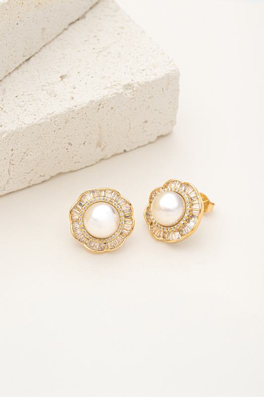 Brinco Pérola Floral