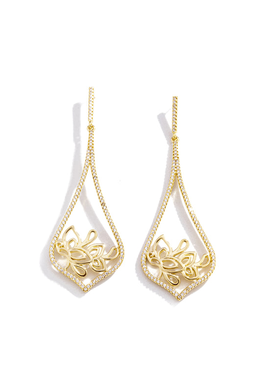 Brinco Longo Flor Vazada