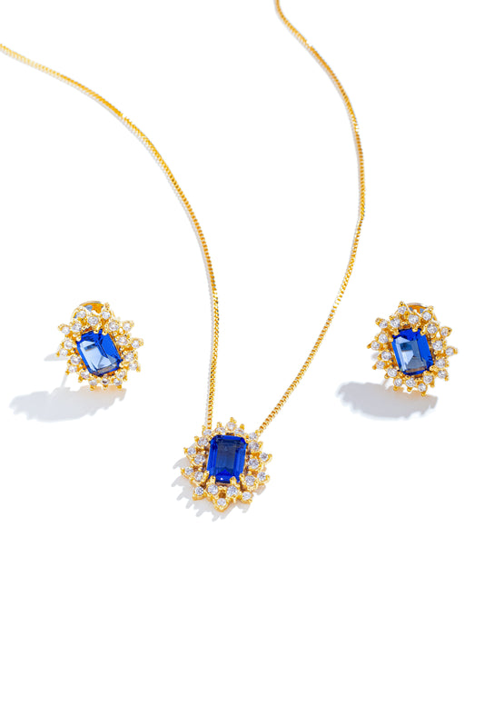 Conjunto de Colar e Brincos Oval com Zircônia