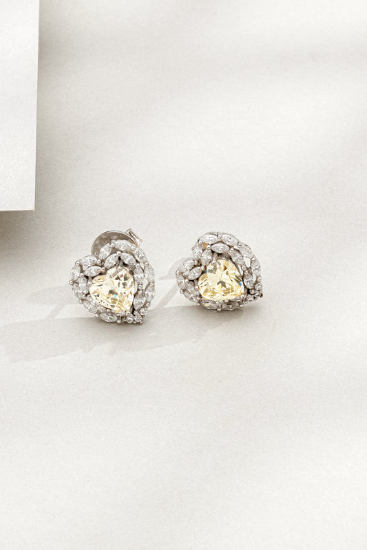 Brinco Coração com Zircônia Marquise