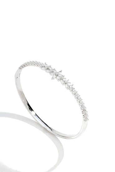 Bracelete de Flor Cravejado de Zircônia