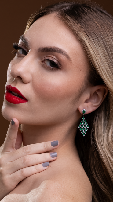 Brinco em Prata Italiana com Zircônia Verde