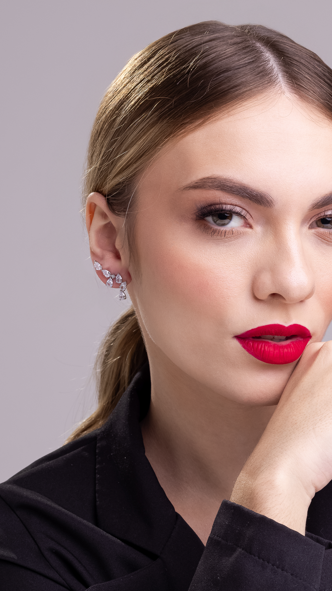 Brinco Ear Cuff com Zircônia