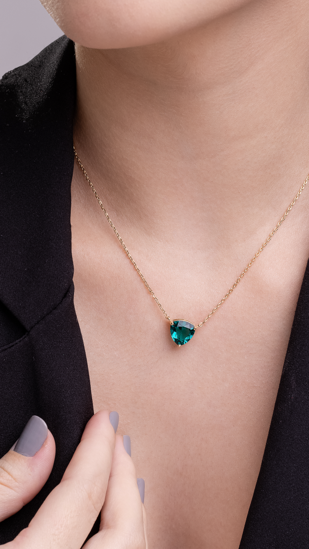 Conjunto de Colar e Brincos Triangular com Zircônia