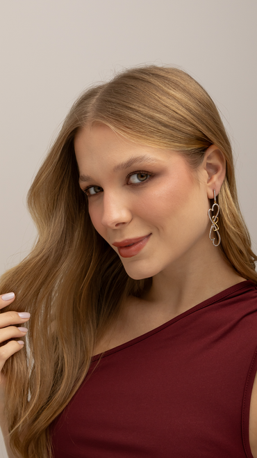 Brinco Corações Entrelaçados