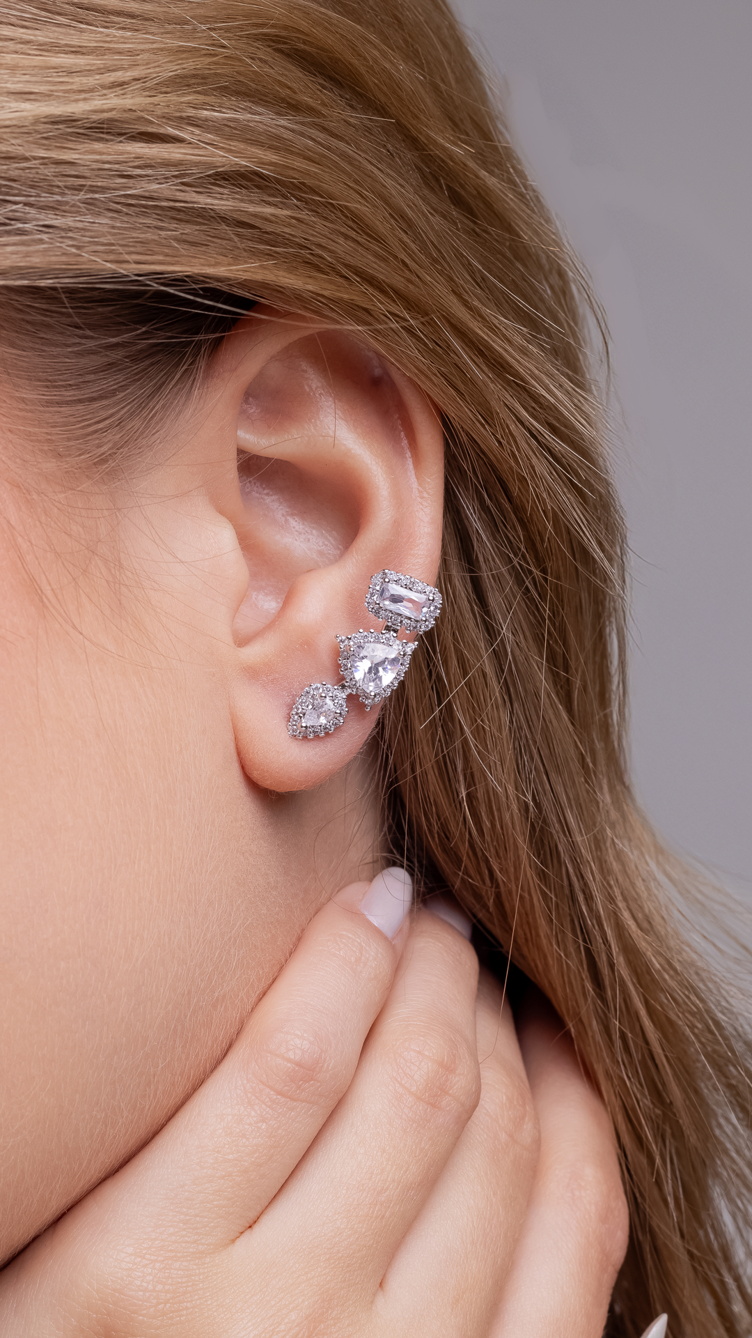 Brinco Ear Cuff com Zircônia