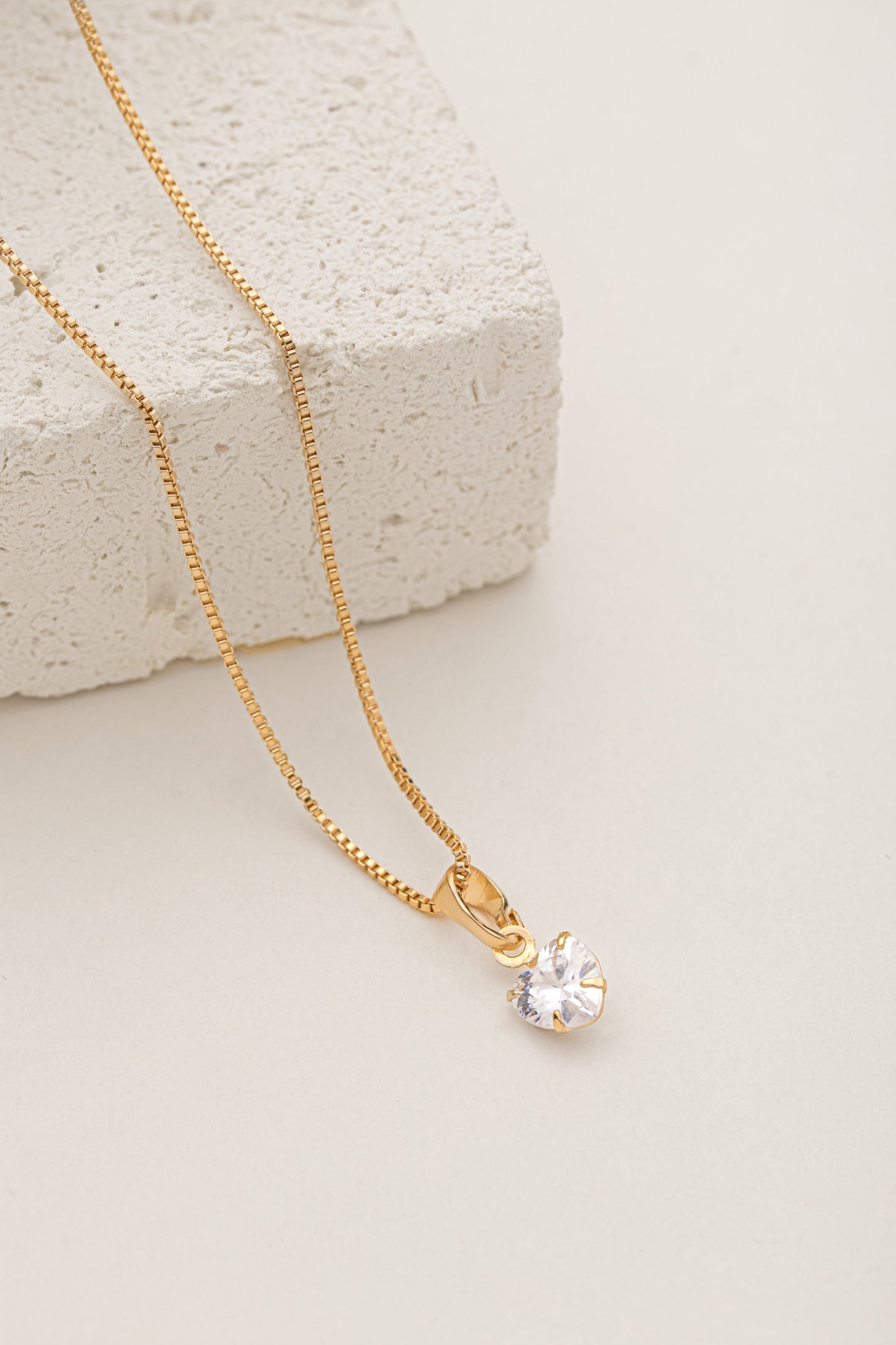 Gargantilha Coração com Zircônia