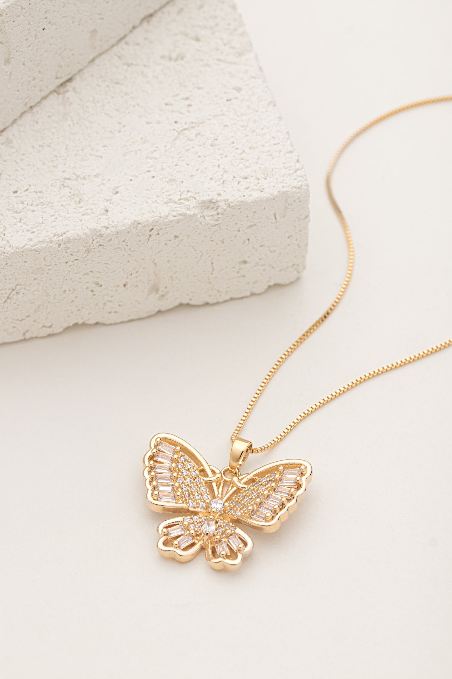 Conjunto Borboleta Cravejada