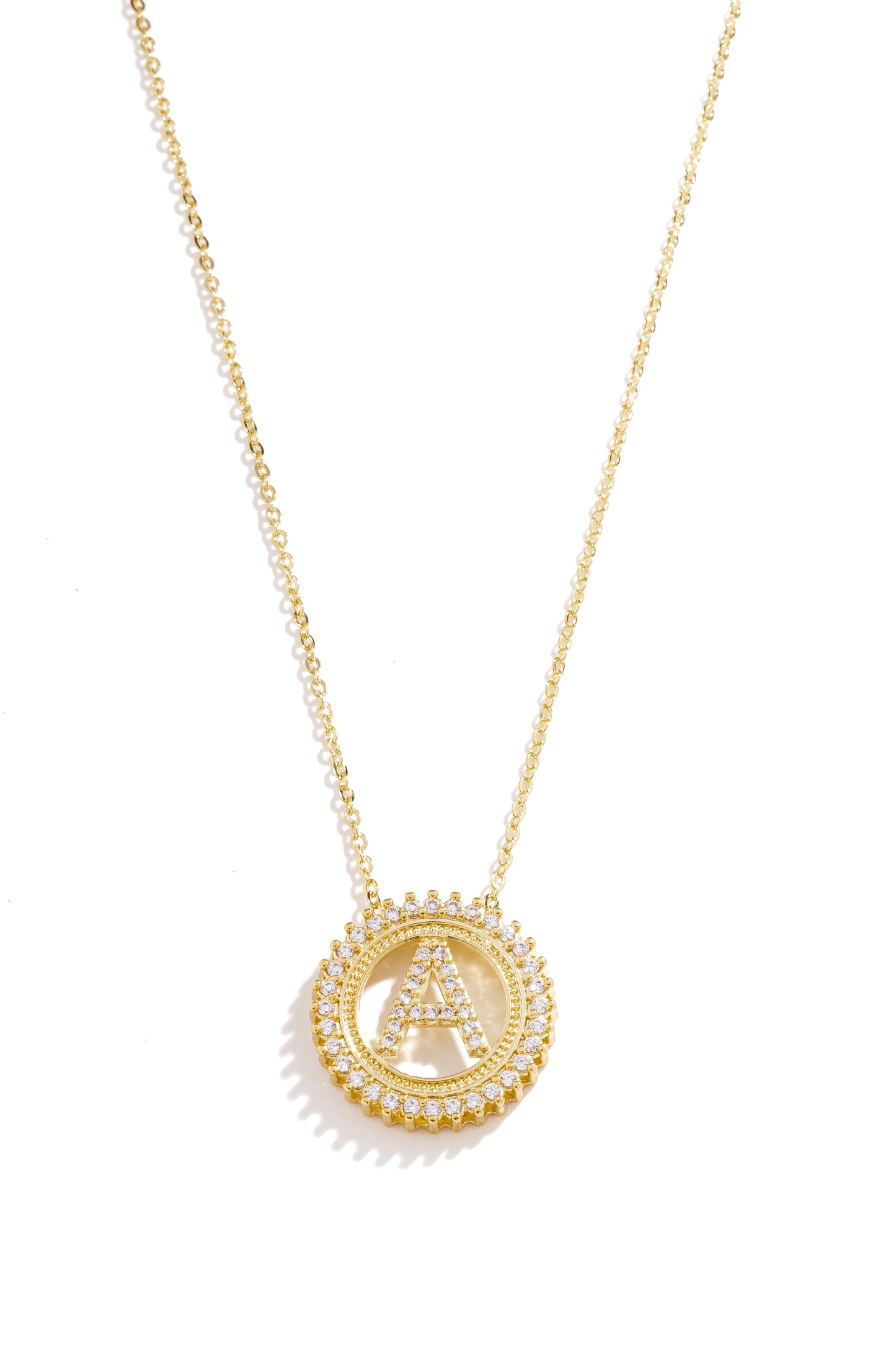 Colar Personalizado com Inicial Cravejada