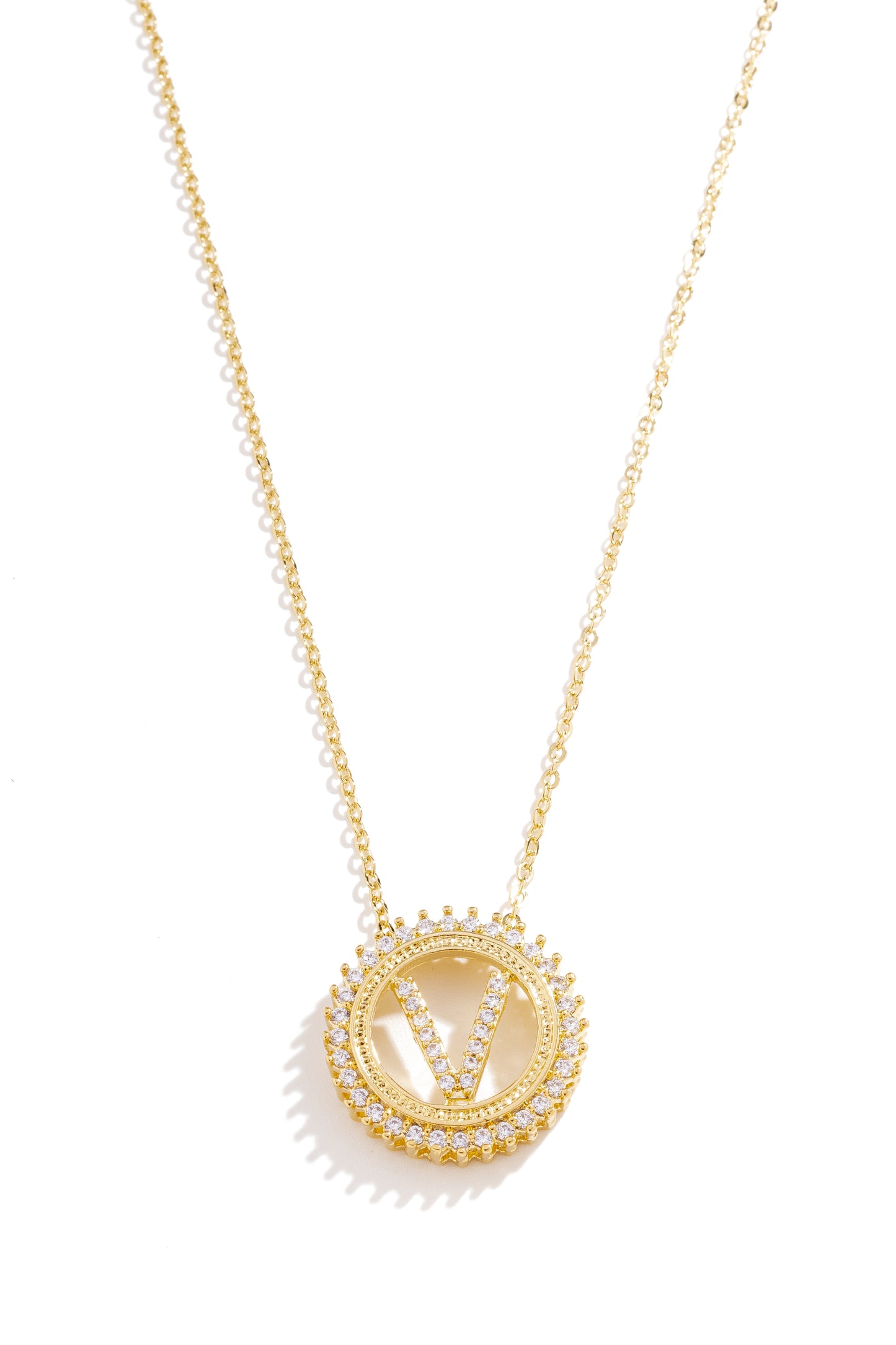 Colar Personalizado com Inicial Cravejada
