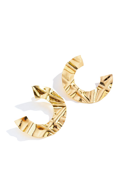 Argola Letra C Amassado