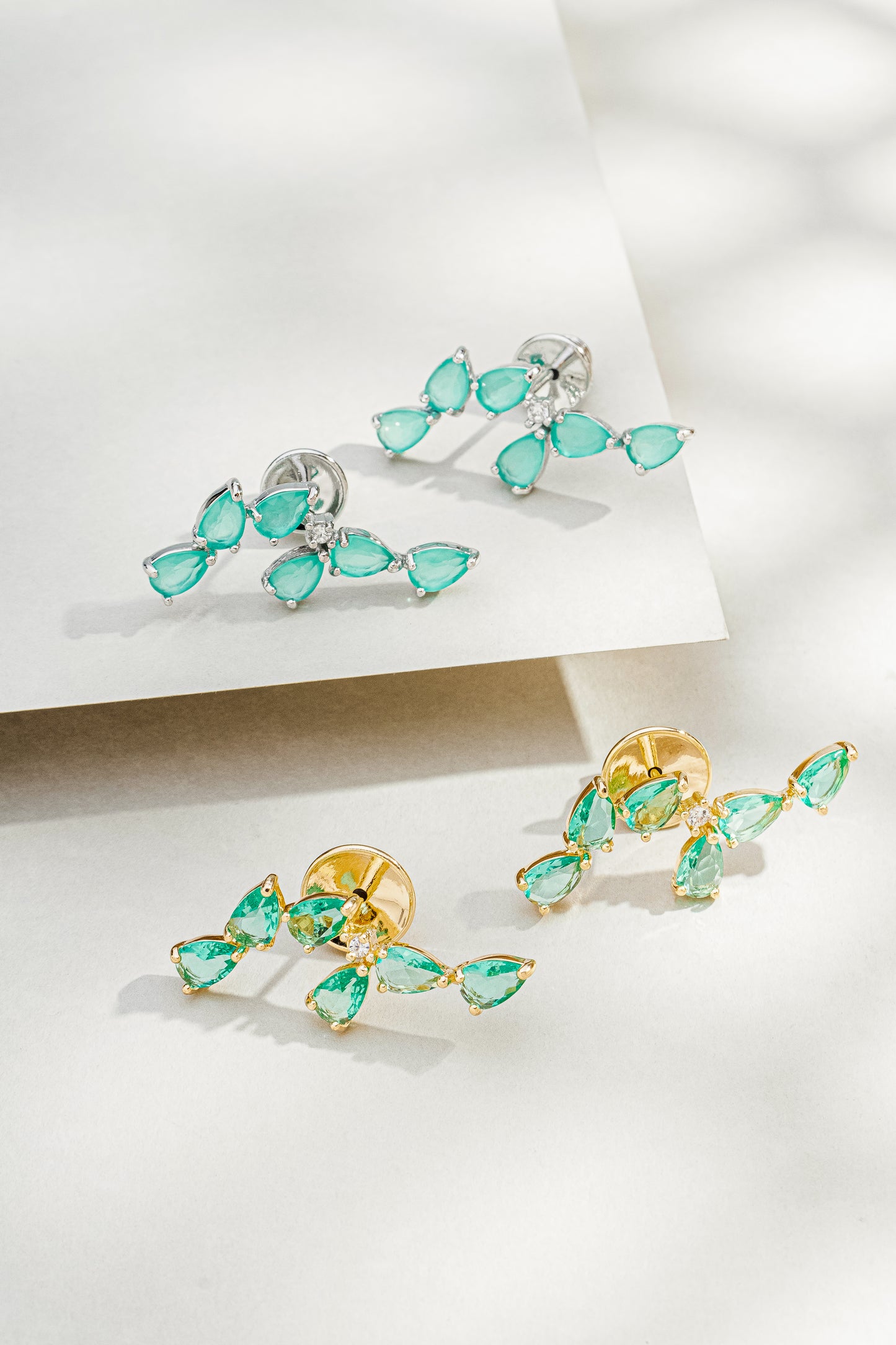 Brinco Ear Cuff com Zircônia