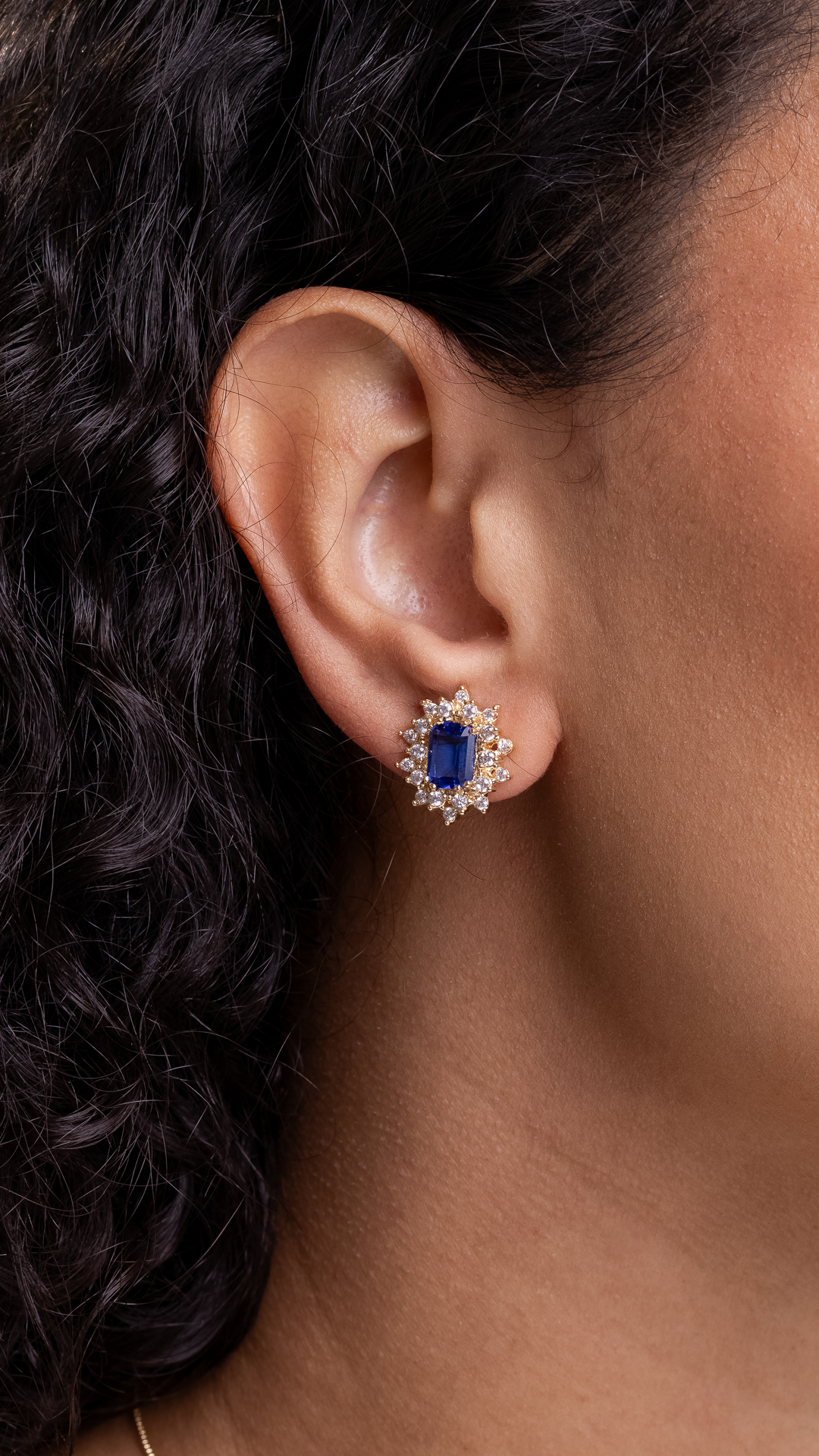 Conjunto de Colar e Brincos Oval com Zircônia