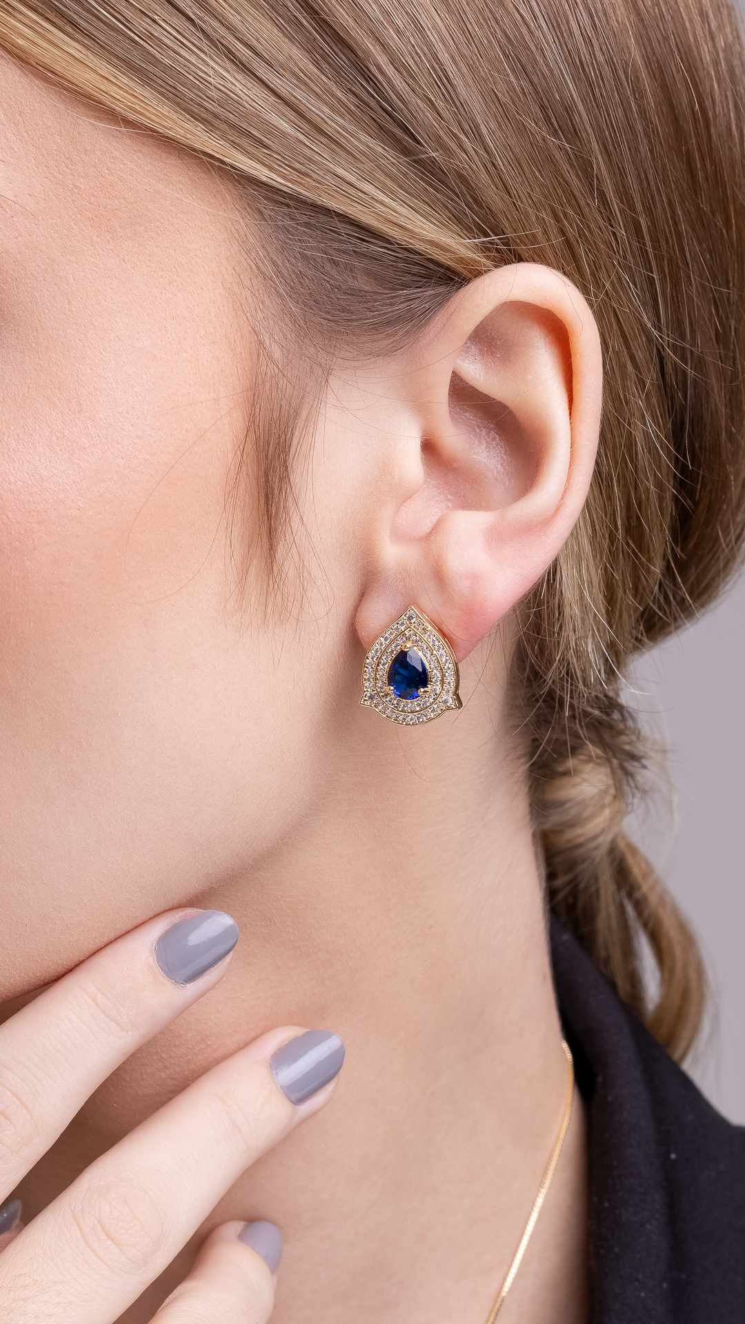 Conjunto de Colar e Brincos com Zircônia