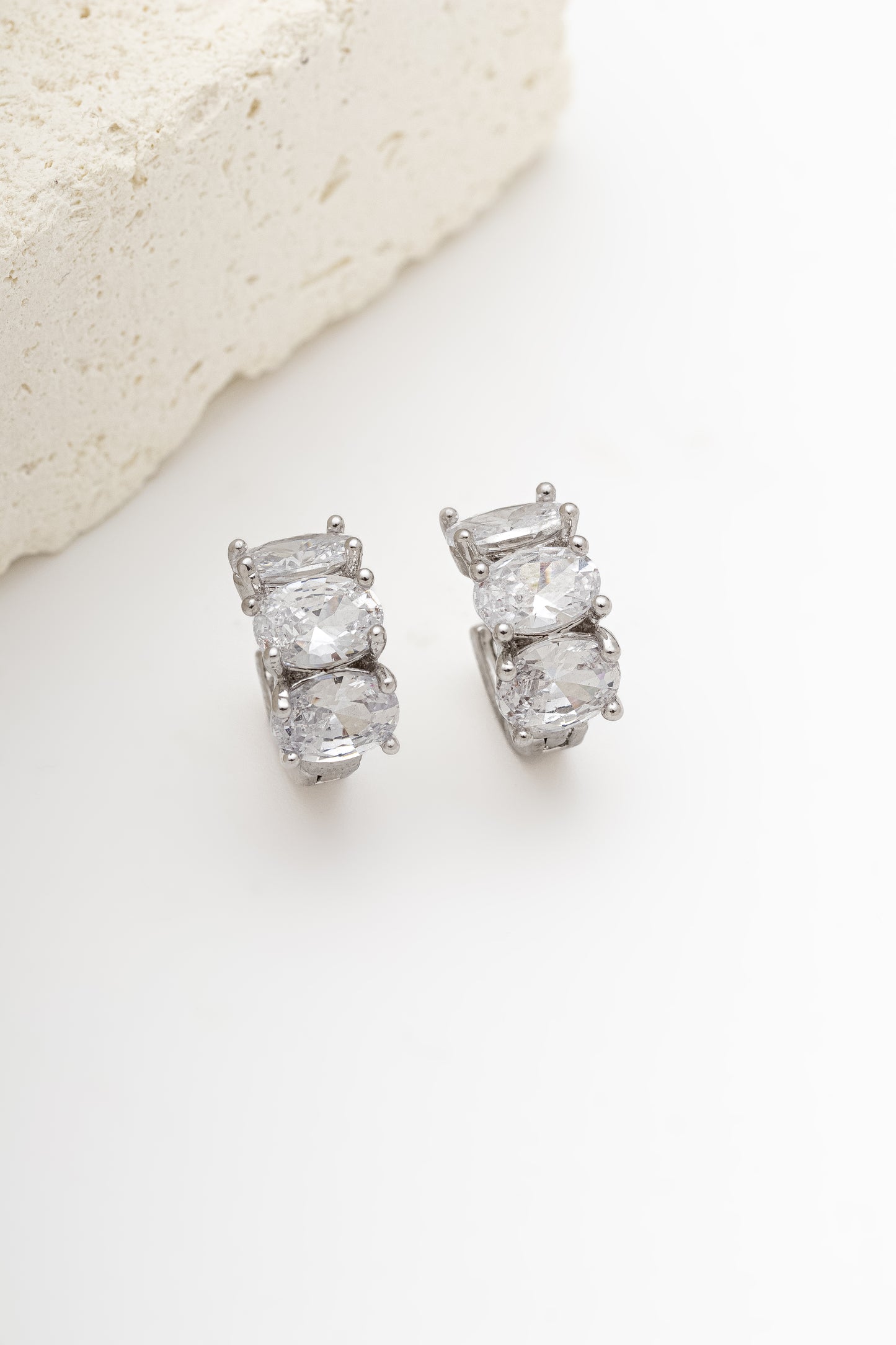 Argola Três Pedras Ovais