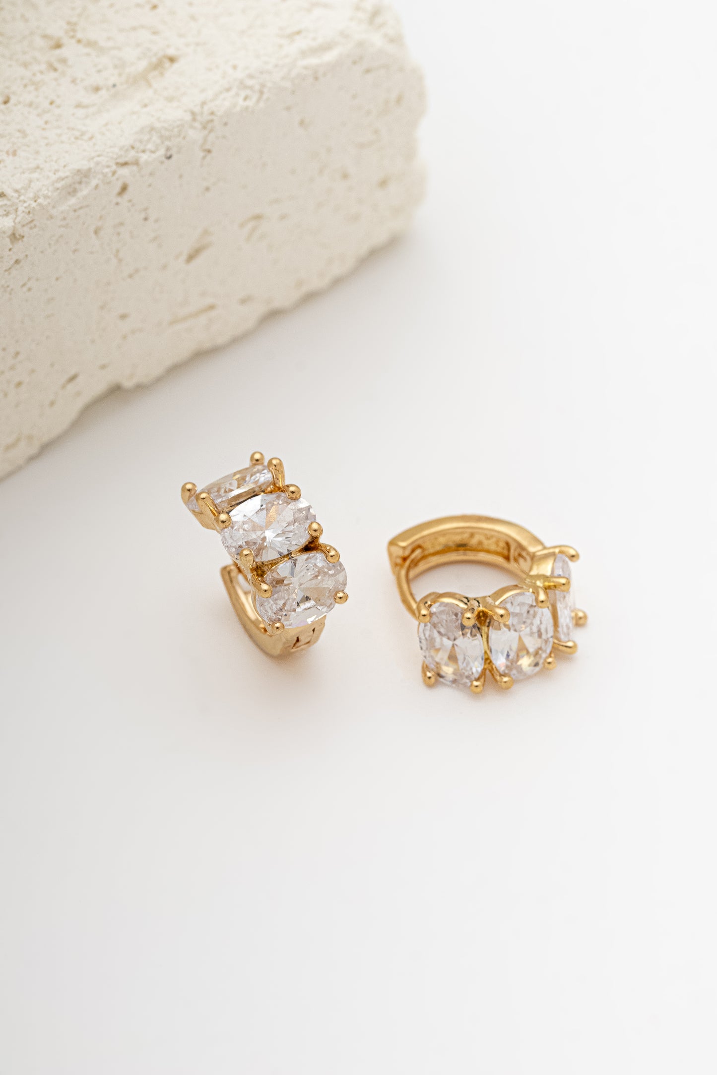 Argola Três Pedras Ovais