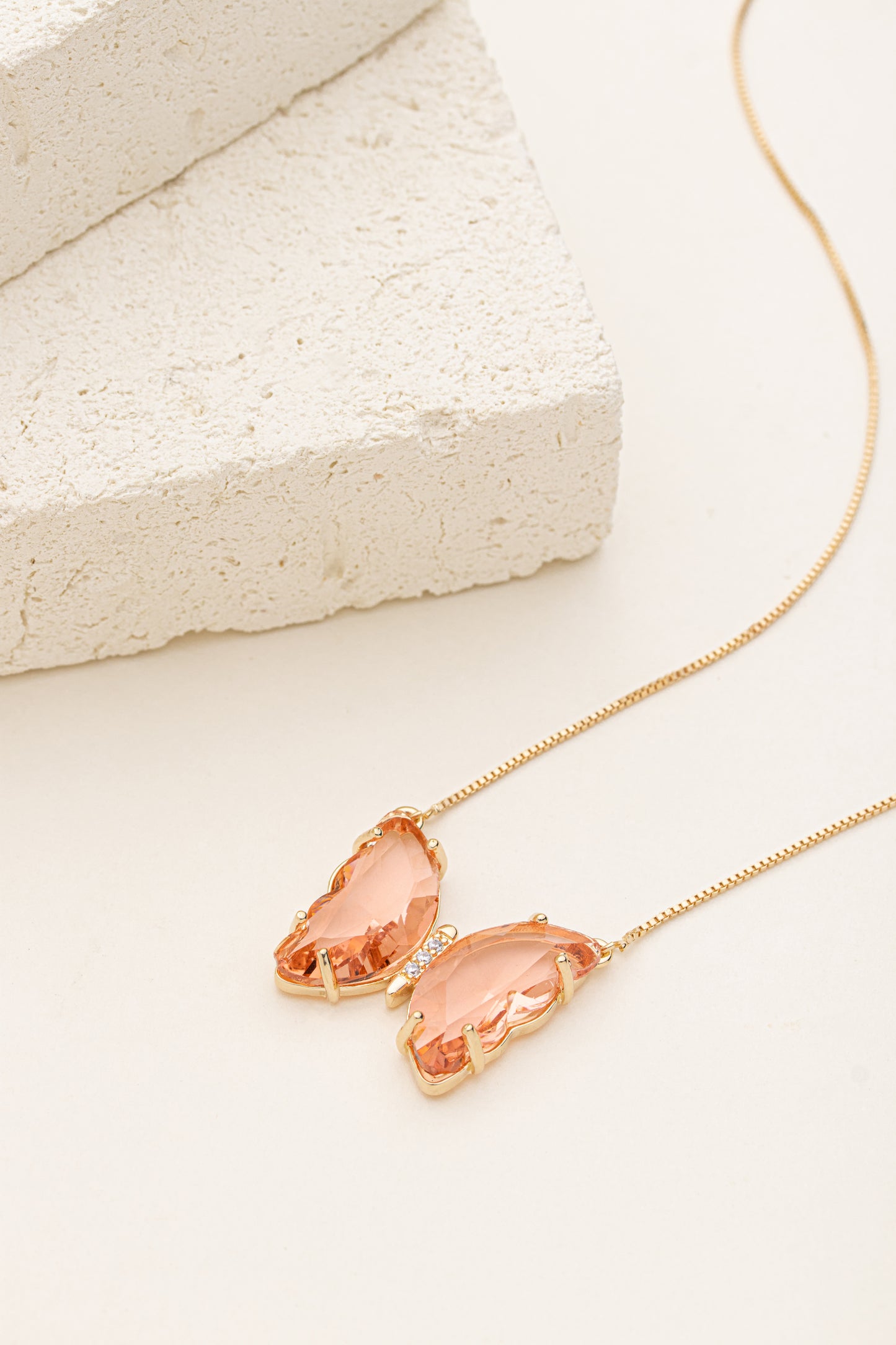 Conjunto de Colar e Brinco Borboleta de Cristal